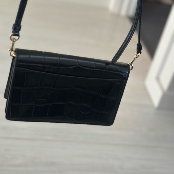 Coach Black Croc Embossed Leather Wallet Crossbody Gold Hardware - Picture 4 of 6